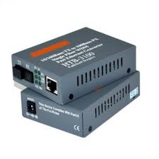 DBC MEDIA CONVERTOR 10/100 FULL BOX